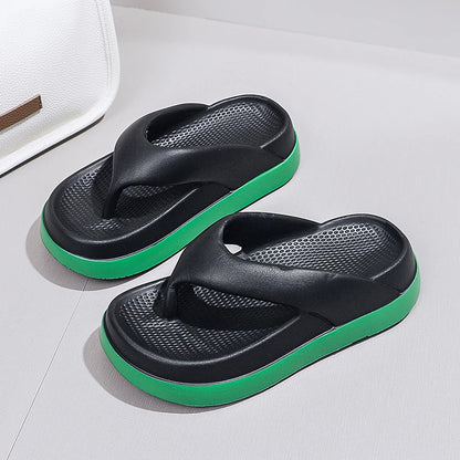 Woman flip flops Popular Design Shoes 2024 trend Casual Platform Sandals non-slip Outdoor slippers Unique features Flat sandals